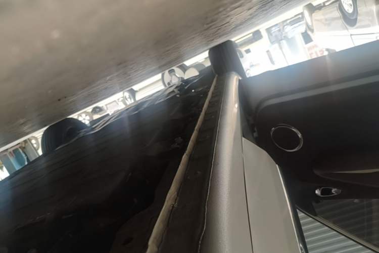Used Wuling Bingo 2025 333 km Lingxi Connected Version Left Side Sill