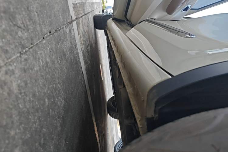 Used Wuling Bingo 2025 333 km Enjoyment Version Left Side Sill