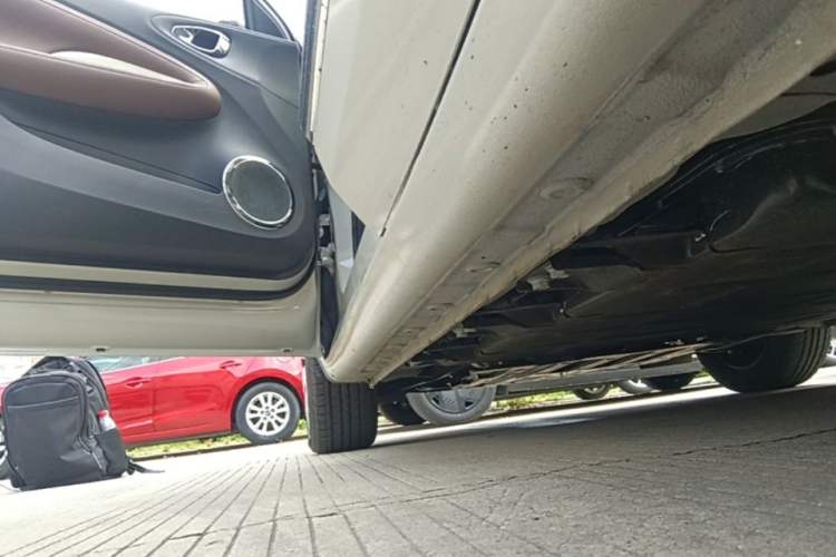 Used Wuling Bingo 2025 333 km Enjoyment Version Left Side Sill