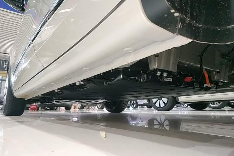 Used Wuling Bingo 2025 333 km Enjoyment Version Left Side Sill