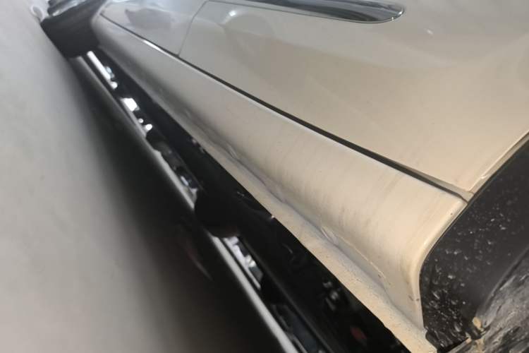 Used Wuling Bingo 2025 333 km Enjoyment Version Left Side Sill