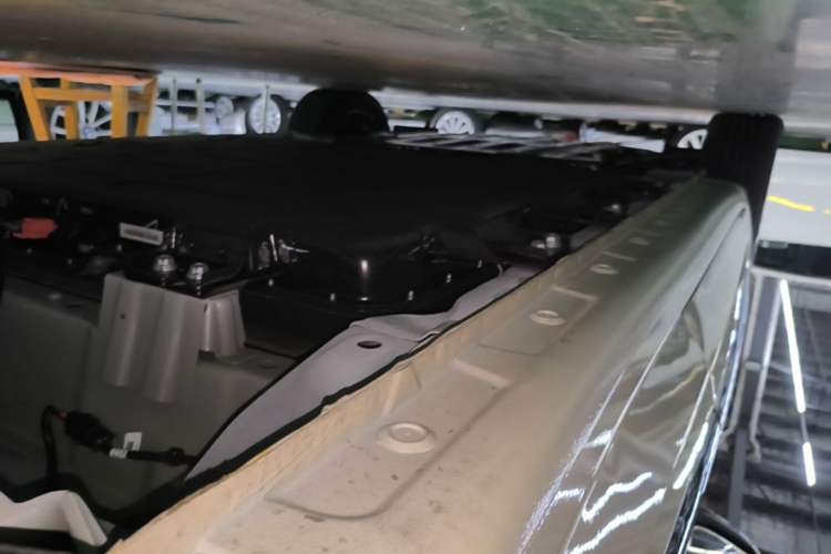 Used Wuling Bingo 2025 333 km Enjoyment Version Left Side Sill