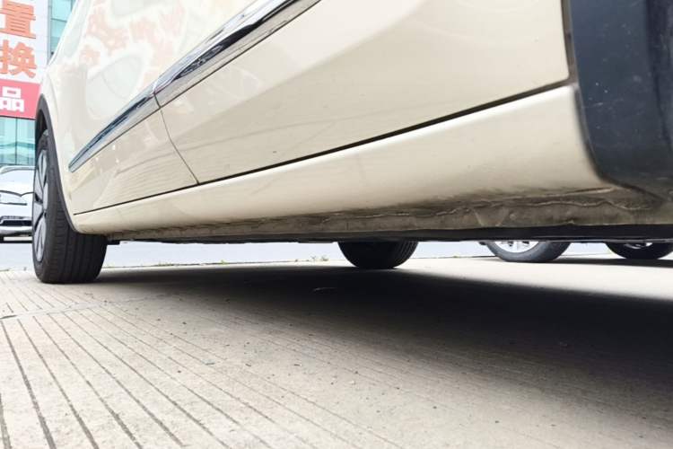 Used Wuling Bingo 2025 333 km Enjoyment Version Left Side Sill