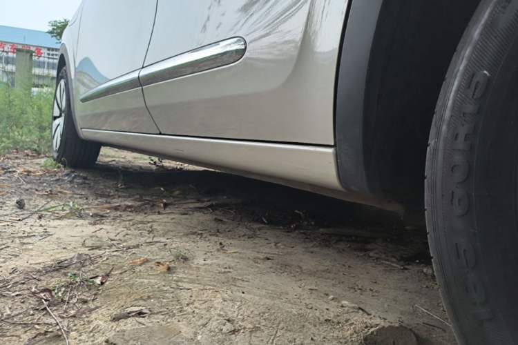 Used Wuling Bingo 2025 333 km Enjoyment Version Left Side Sill