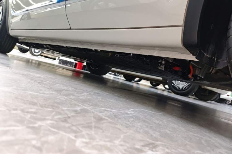 Used Wuling Bingo 2025 333 km Enjoyment Version Left Side Sill