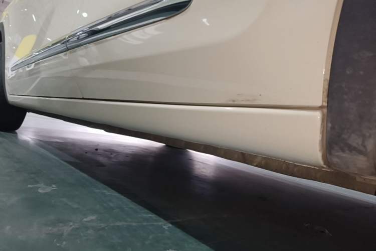 Used Wuling Bingo 2025 410 km Lingxi Deluxe Edition Left Side Sill