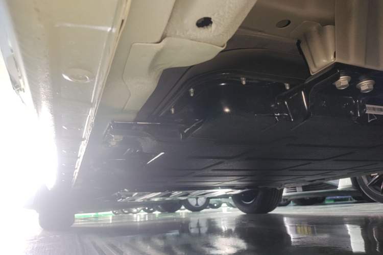 Used Wuling Bingo 2025 333 km Enjoyment Version Left Side Sill