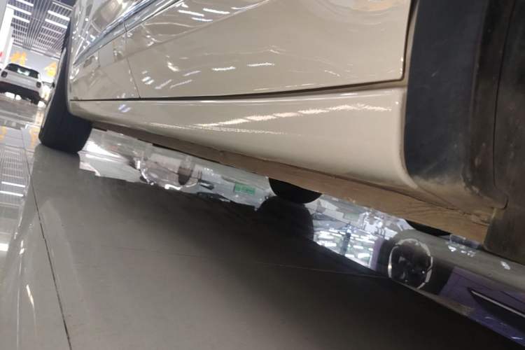 Used Wuling Bingo 2025 333 km Lingxi Deluxe Edition Left Side Sill