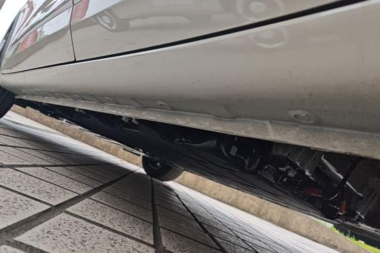 Used Wuling Bingo 2025 333 km Lingxi Connected Version Left Side Sill