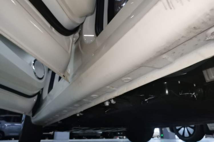 Used Wuling Bingo 2025 333 km Enjoyment Version Left Side Sill