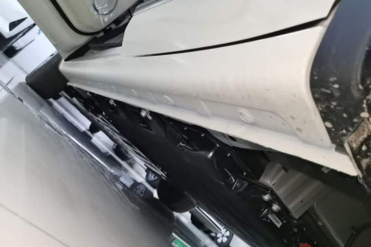 Used Wuling Bingo 2025 333 km Enjoyment Version Left Side Sill