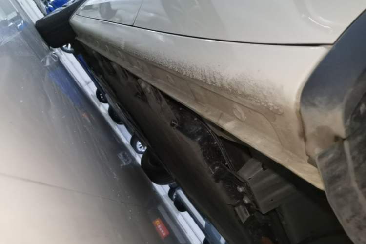 Used Wuling Bingo 2025 333 km Enjoyment Version Left Side Sill