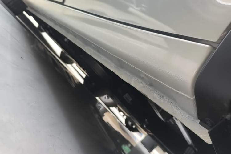 Used Wuling Bingo 2025 203km Light Edition Left Side Sill