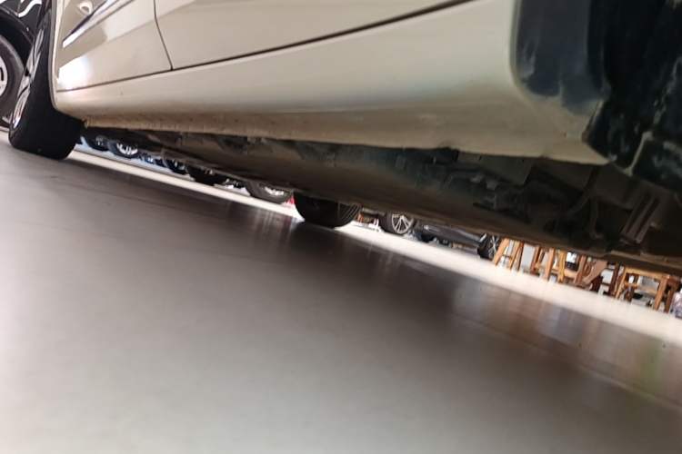 Used Wuling Bingo 2025 333 km Lingxi Connected Version Left Side Sill