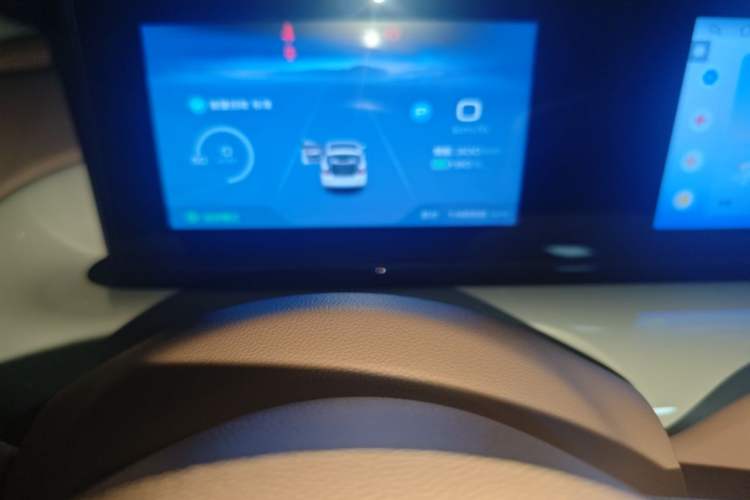 Used Wuling Bingo 2025 333 km Enjoyment Version Odometer Close Up