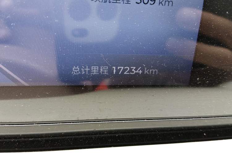 Used Wuling Bingo 2025 333 km Lingxi Connected Version Odometer Close Up