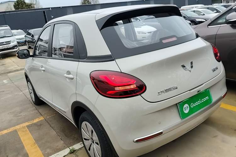 Used Wuling Bingo 2025 203km Light Edition Rear Left 45 Deg