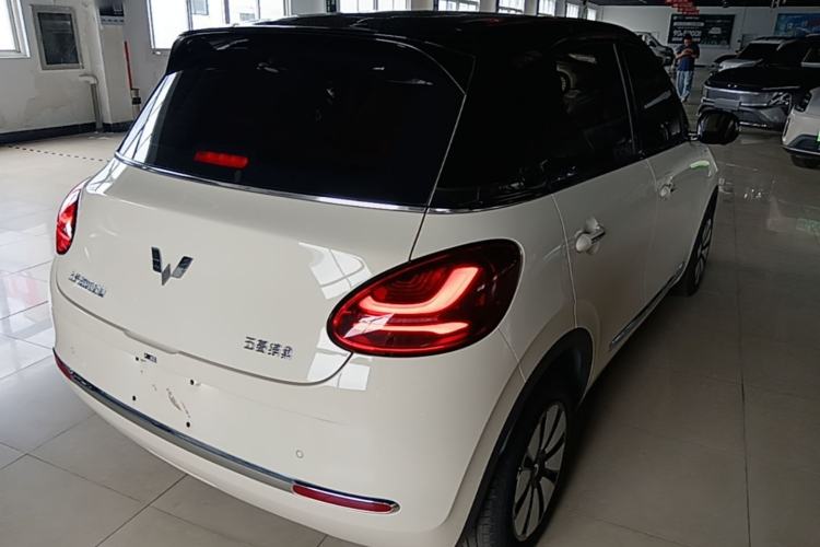 Used Wuling Bingo 2025 333 km Lingxi Deluxe Edition Rear Right 45 Deg
