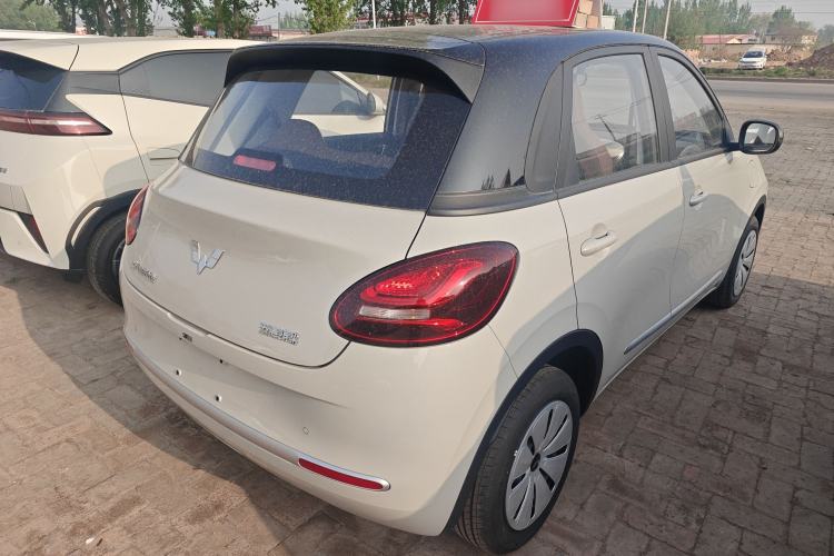 Used Wuling Bingo 2025 203km Light Edition Rear Right 45 Deg