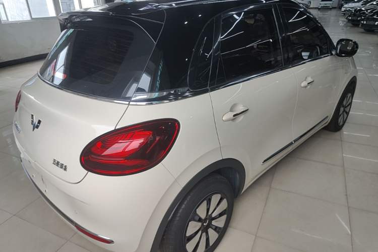 Used Wuling Bingo 2025 333 km Lingxi Deluxe Edition Rear Right 45 Deg