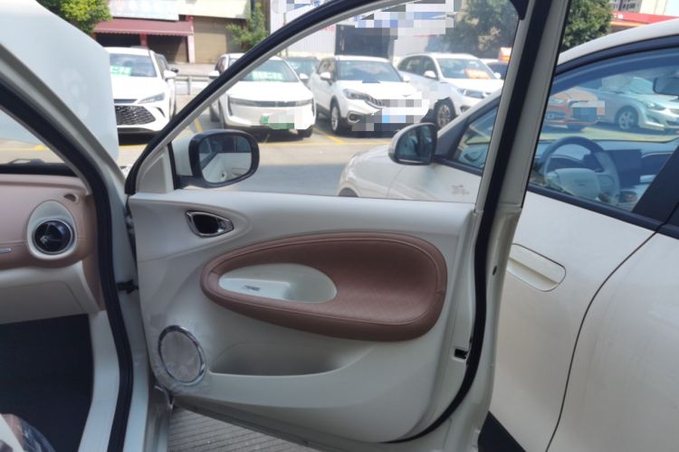 Used Wuling Bingo 2025 333 km Lingxi Connected Version Right Front Door Interior