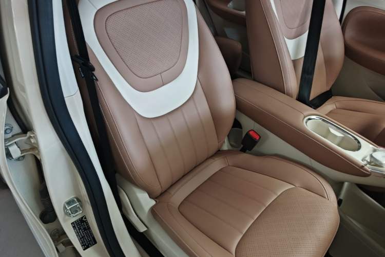 Used Wuling Bingo 2025 410 km Lingxi Deluxe Edition Right Front Seat