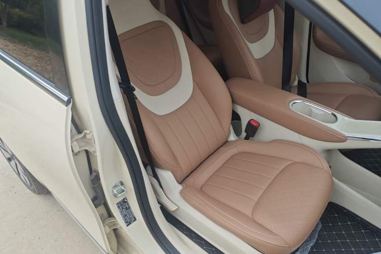 Used Wuling Bingo 2025 333 km Lingxi Deluxe Edition Right Front Seat