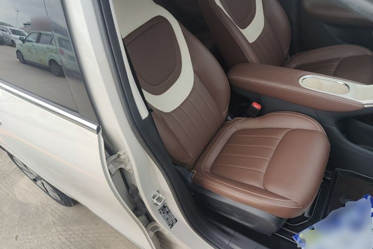 Used Wuling Bingo 2025 333 km Enjoyment Version Right Front Seat