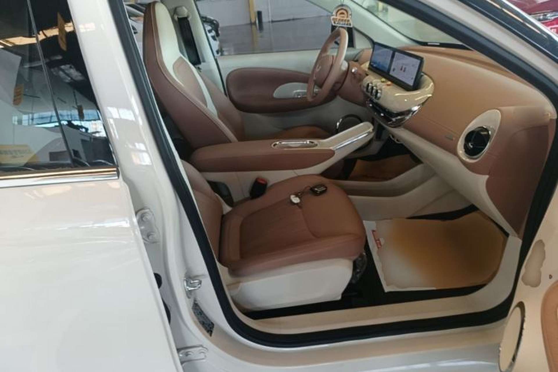 Used Wuling Bingo 2025 333 km Lingxi Connected Version Right Front Seat