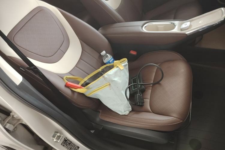 Used Wuling Bingo 2025 333 km Lingxi Connected Version Right Front Seat
