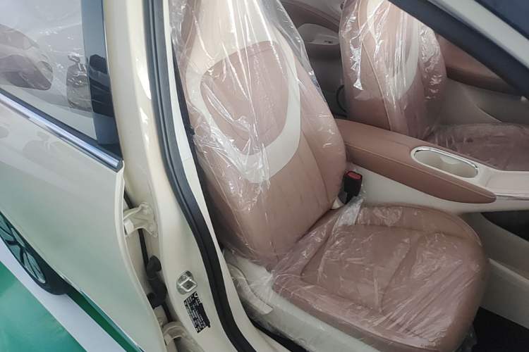 Used Wuling Bingo 2025 333 km Enjoyment Version Right Front Seat