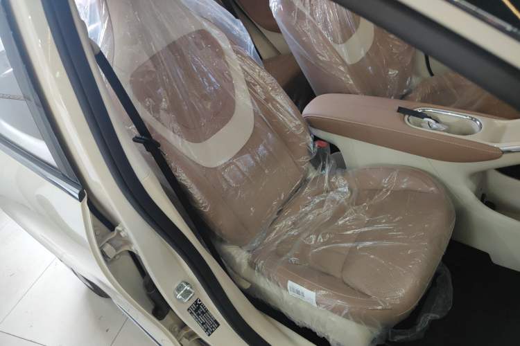 Used Wuling Bingo 2025 333 km Enjoyment Version Right Front Seat