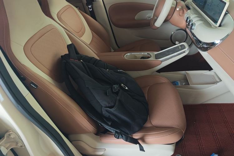 Used Wuling Bingo 2025 333 km Lingxi Connected Version Right Front Seat