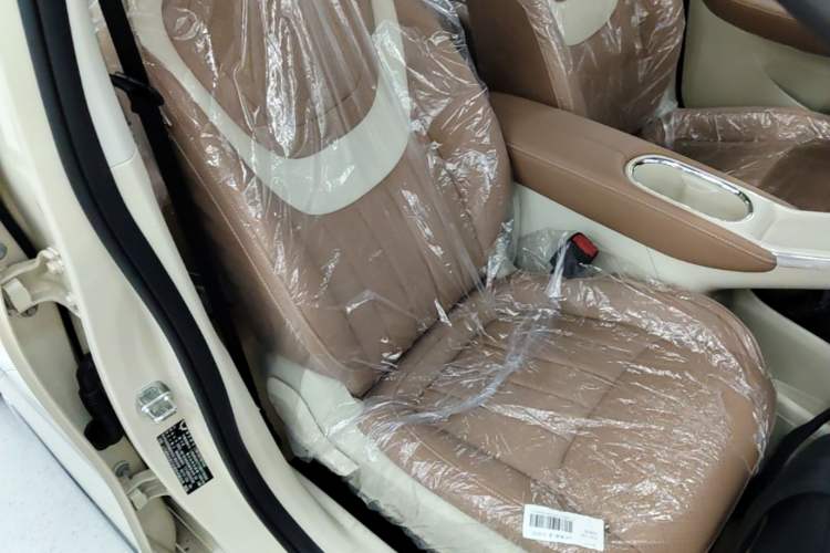 Used Wuling Bingo 2025 333 km Enjoyment Version Right Front Seat