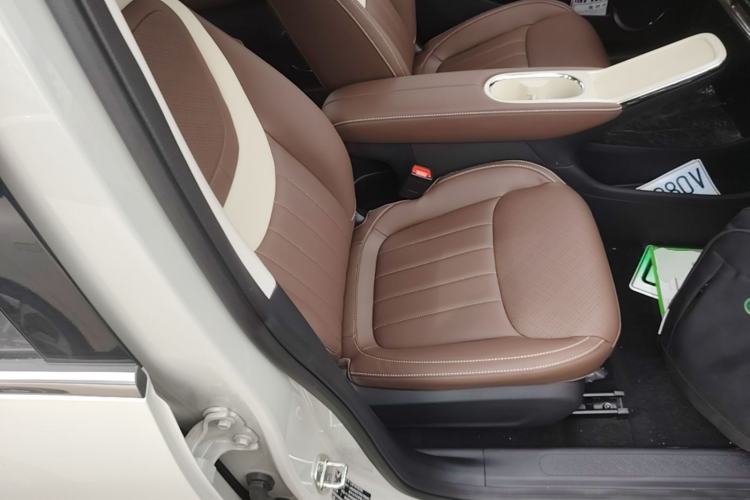 Used Wuling Bingo 2025 333 km Lingxi Connected Version Right Front Seat