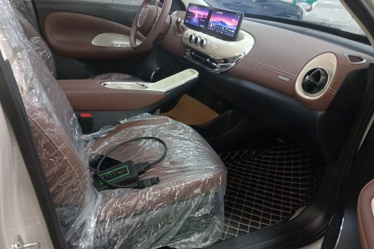 Used Wuling Bingo 2025 333 km Lingxi Connected Version Right Front Seat