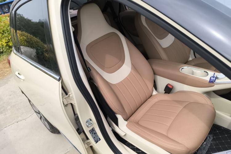 Used Wuling Bingo 2025 333 km Lingxi Deluxe Edition Right Front Seat