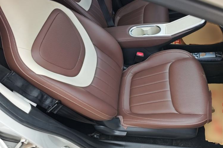 Used Wuling Bingo 2025 333 km Enjoyment Version Right Front Seat
