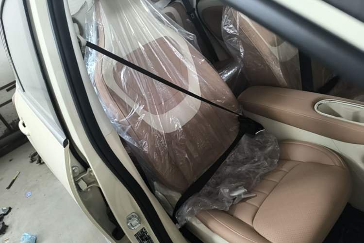 Used Wuling Bingo 2025 333 km Enjoyment Version Right Front Seat