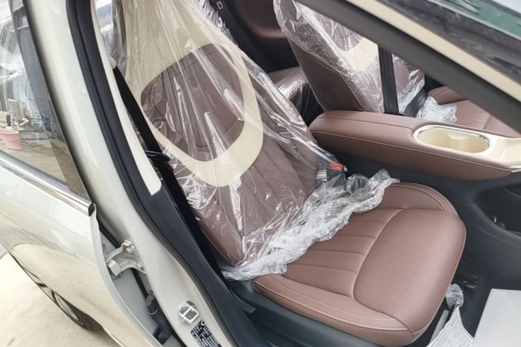 Used Wuling Bingo 2025 333 km Enjoyment Version Right Front Seat