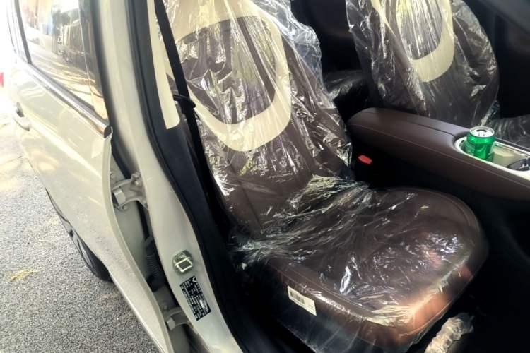 Used Wuling Bingo 2025 333 km Lingxi Connected Version Right Front Seat