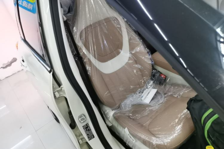 Used Wuling Bingo 2025 333 km Enjoyment Version Right Front Seat