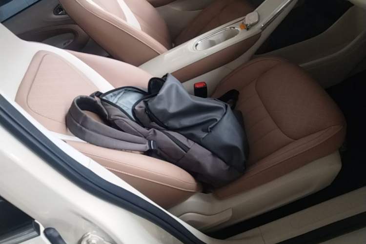 Used Wuling Bingo 2025 333 km Lingxi Connected Version Right Front Seat