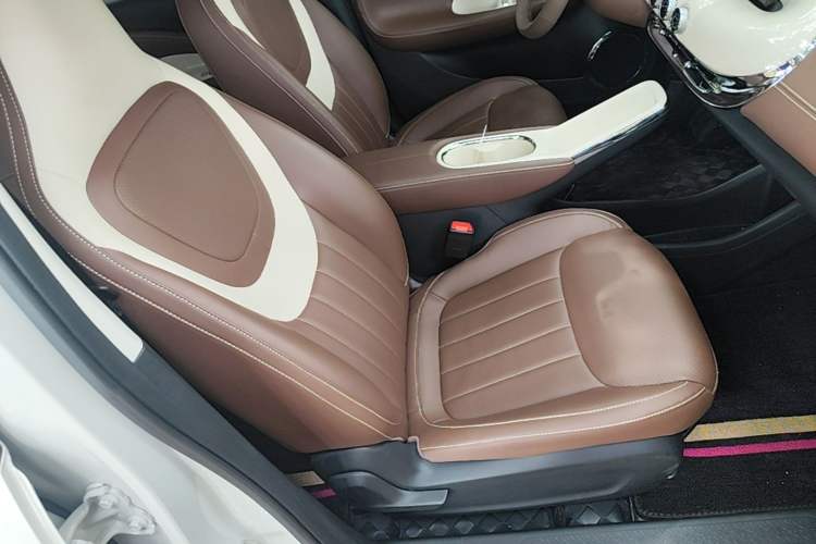 Used Wuling Bingo 2025 333 km Enjoyment Version Right Front Seat