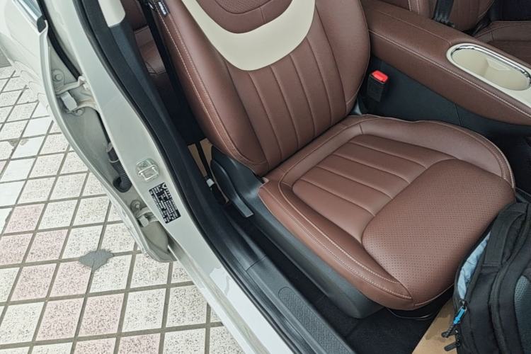Used Wuling Bingo 2025 333 km Lingxi Connected Version Right Front Seat