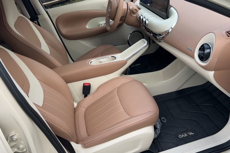 Used Wuling Bingo 2025 333 km Lingxi Connected Version Right Front Seat