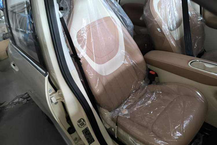 Used Wuling Bingo 2025 333 km Enjoyment Version Right Front Seat