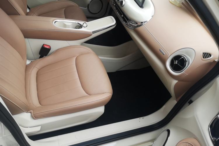 Used Wuling Bingo 2025 333 km Enjoyment Version Right Front Seat