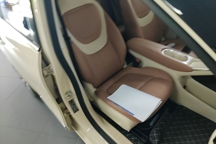 Used Wuling Bingo 2025 410 km Lingxi Deluxe Edition Right Front Seat
