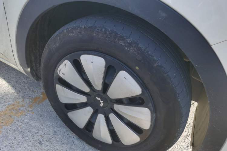 Used Wuling Bingo 2025 333 km Enjoyment Version Right Front Wheel Hub
